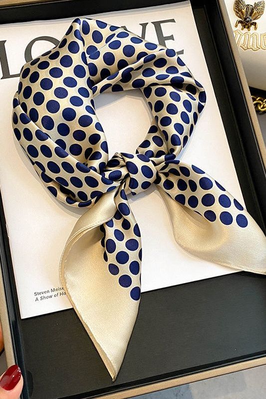 Amara-Scialle (100 % seta - 68 cm)