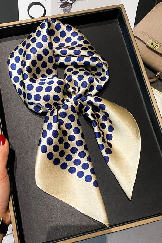 Amara-Scialle (100 % seta - 68 cm)