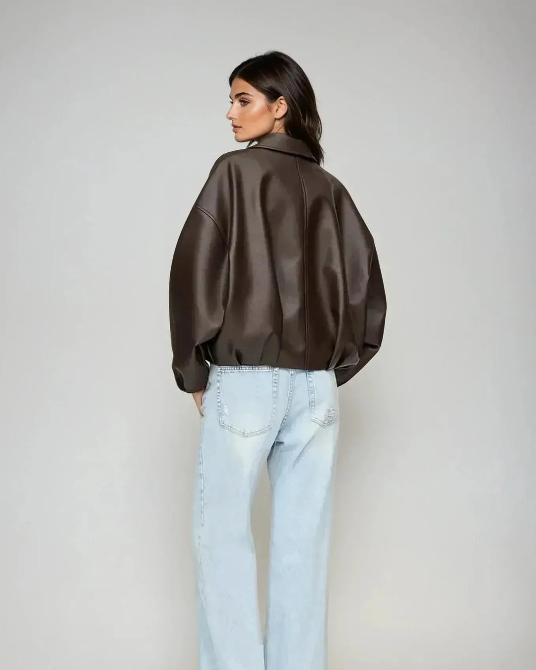 Arvella – Giacca in pelle vegana con cintura