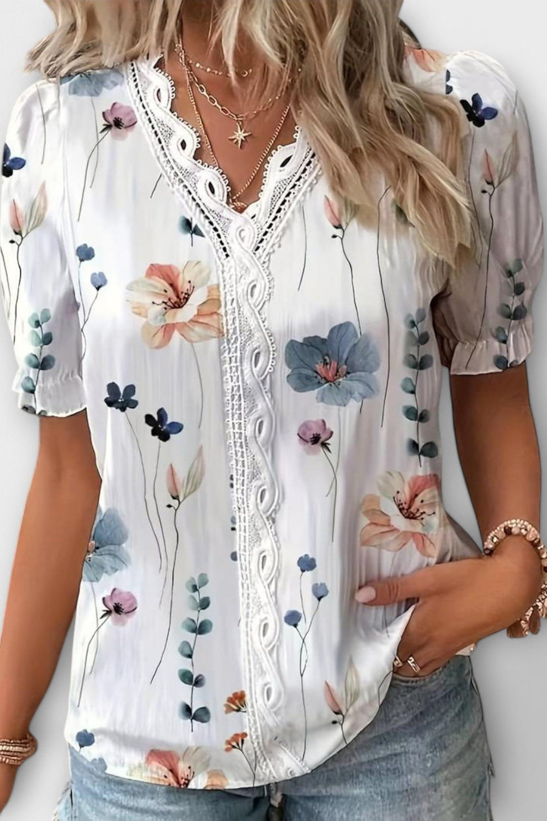 Bruna - Top elegante con scollatura a V a forma di cuore