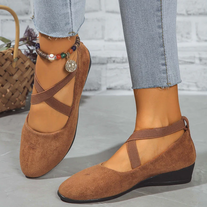 Aria | Scarpe da Donna Slip-On con Cinghie Incrociate e Tacco a Zeppa