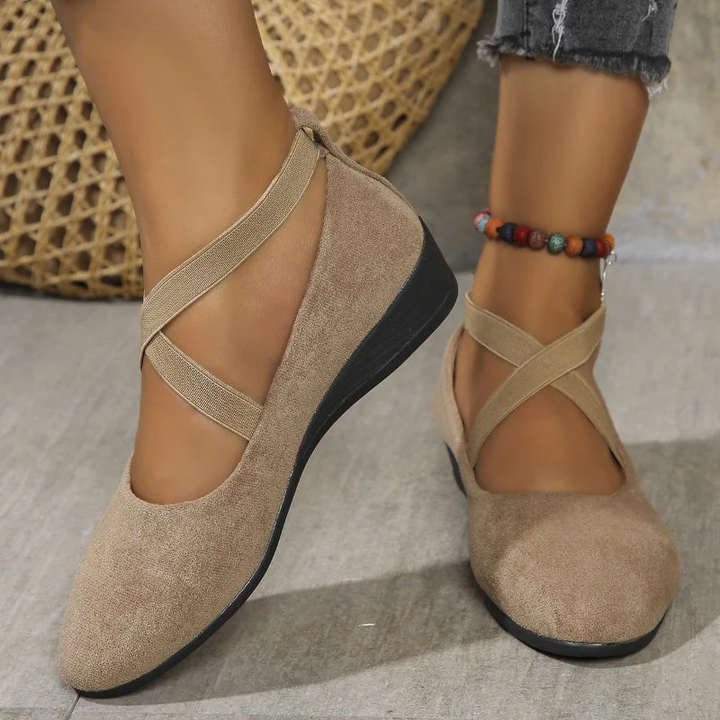 Aria | Scarpe da Donna Slip-On con Cinghie Incrociate e Tacco a Zeppa