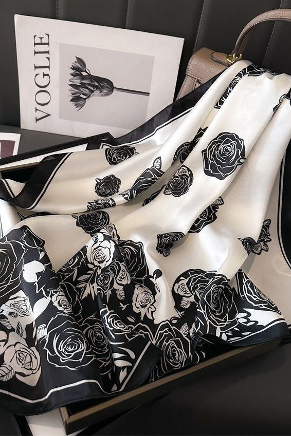 Elodie-huivi (100 % seta – 68 cm)