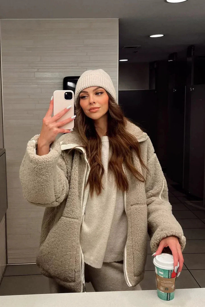 Kaja™ | Elegante cappotto teddy