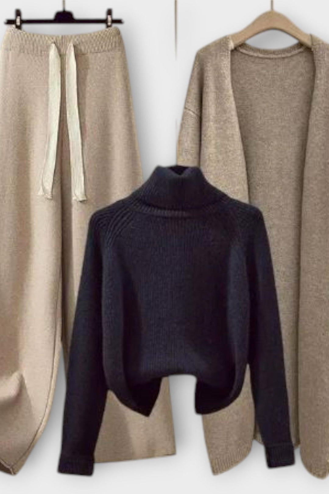 Kornelija Set a Maniche Lunghe