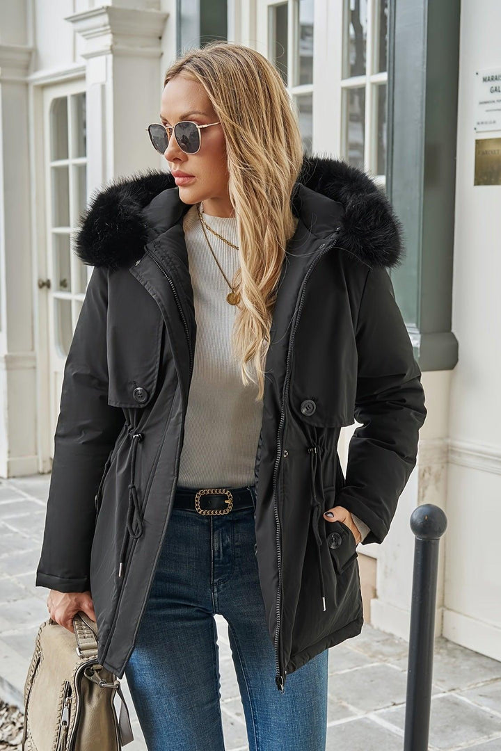 Lianne con cappuccio