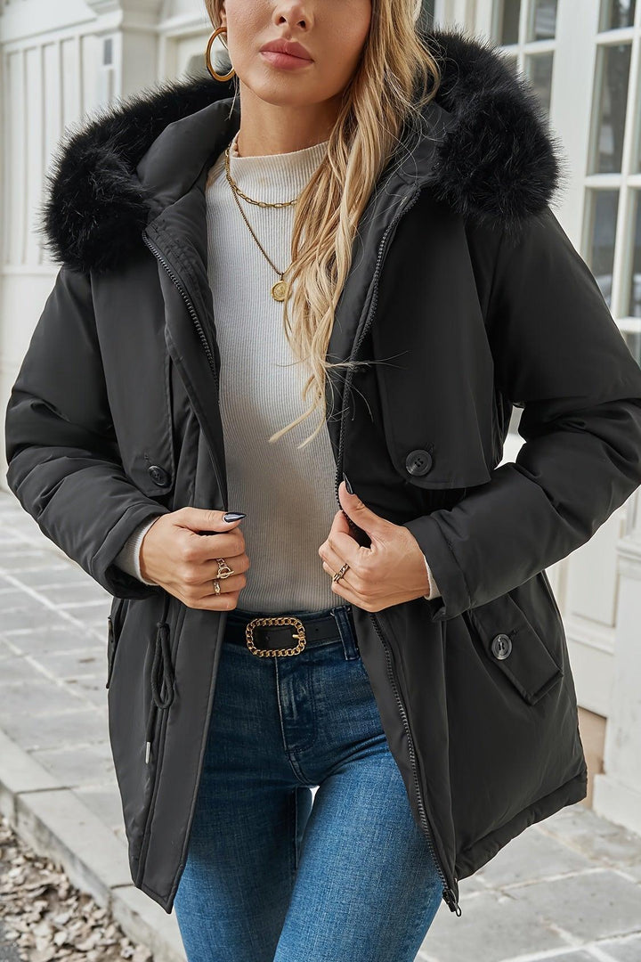 Lianne con cappuccio