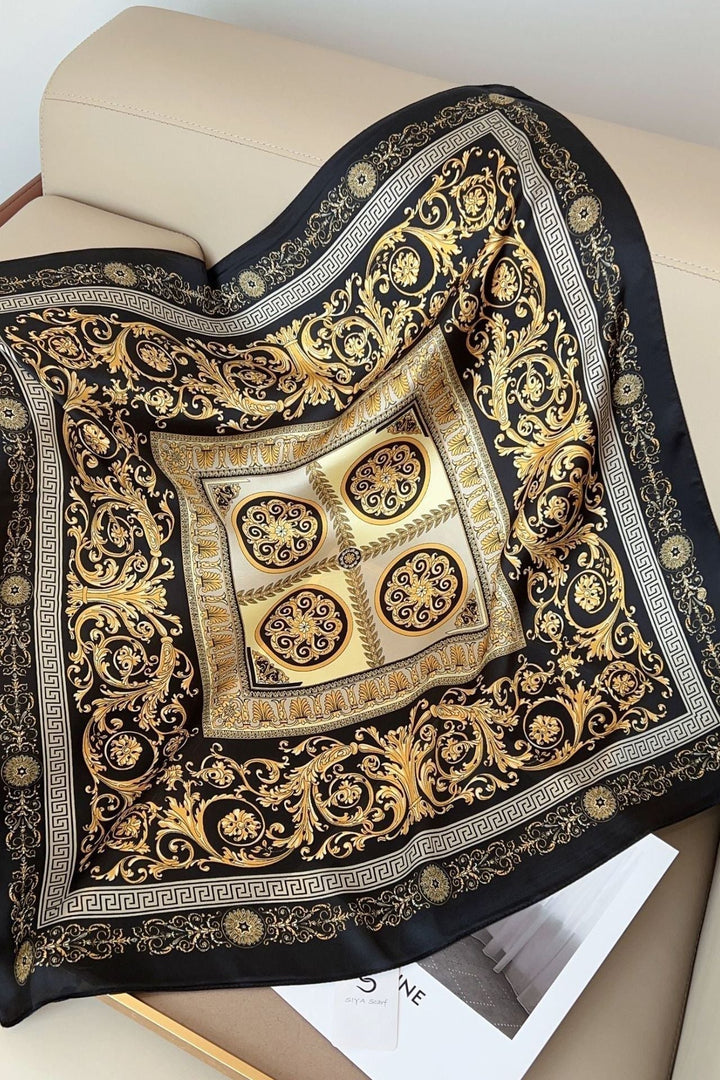 Valeria Foulard (100% Seta - 70cm)